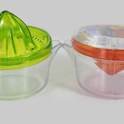 Bộ vắt cam có tay cầm 300ml nhập khẩu Thái Lan (giao màu ngẫu nhiên)