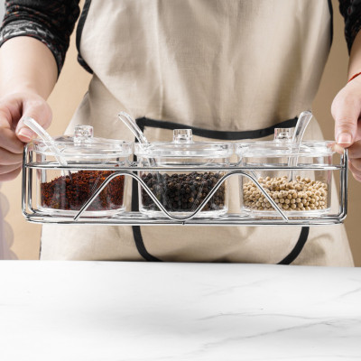 hũ đựng gia vị, lọ đựng gia vị bằng nhựa màu trắng trong cao cấp 376042/376043/376044. Nhâp khẩu phân phối chính hãng cobi home.