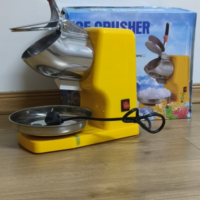 Máy Bào Đá Tuyết, Máy Làm Đá Bào, Máy Bào Đá Xay Đá Nhuyễn công nghiệp cổ cao hàng nhập khẩu