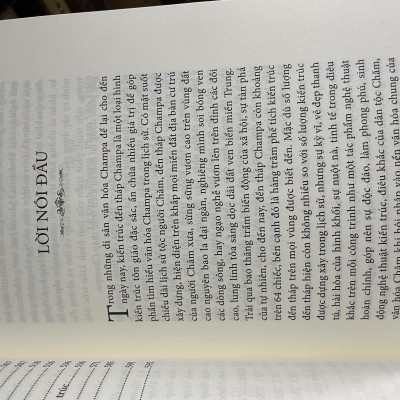 Combo 3c về Champa của tác giả Lê Đình Phụng: Lịch sử Lâm Ấp -Champa theo dấu các vương triều (2 tập); Kiến trúc Champa trong lịch sử