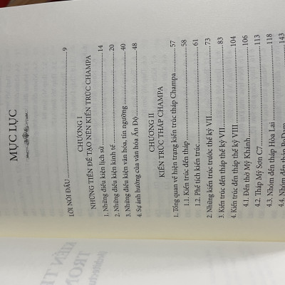 Combo 3c về Champa của tác giả Lê Đình Phụng: Lịch sử Lâm Ấp -Champa theo dấu các vương triều (2 tập); Kiến trúc Champa trong lịch sử