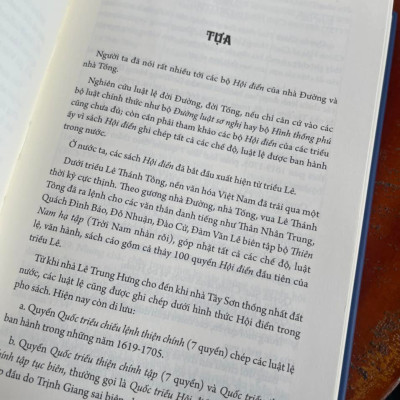 LÊ TRIỀU CHIẾU LỆNH THIỆN CHÍNH - BÌA CỨNG - ẤN PHẨM THUỘC BỘ SÁCH "THƯ TỊCH CỔ THỜI LÊ TRUNG HƯNG" -