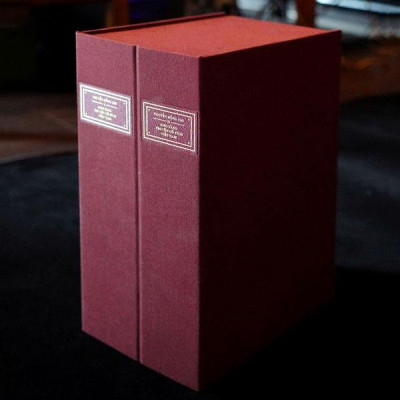 Sách - Bộ Sách Kho Tàng Truyện Cổ Tích Việt Nam - Quyển 1 + Quyển 2 (Bộ 2 Quyển) - Bìa Da - Phiên Bản Có Hộp - Ấn Bản Giới Hạn