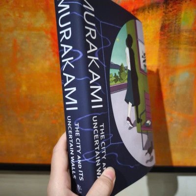 Sách - The City and Its Uncertain Walls: The Sunday Times bestselling novel from Haruki MURAKAMI, Tiểu thuyết tiếng Anh