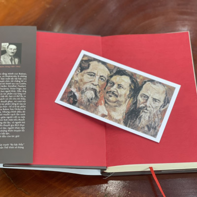 [tặng tấm postcard bức họa Ba Bậc Thầy] [bìa cứng in giới hạn 150c] BA BẬC THẦY BALZAC * DICKENS * DOSTOEVSKY – Stefan Zweig – Người dịch Nguyễn Tuấn Bình – Bình Book - NXB Tri Thức