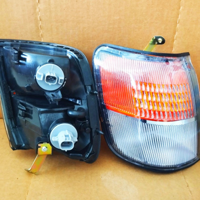 Bộ Đèn Xi Nhan Mitsubishi Pajero V31 V32 V33 V43 V46 (1998-2007)