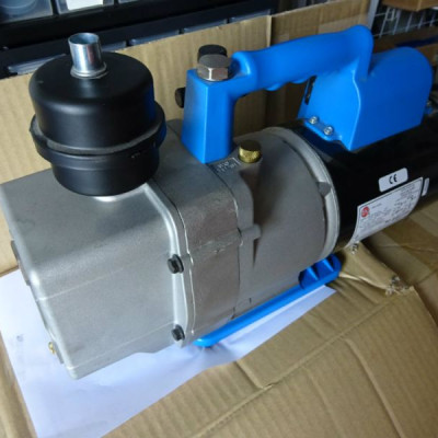 Bơm chân không 2 cấp 10 CFM (283l/p) Robinair ROB-15121A