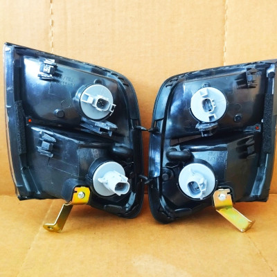 Bộ Đèn Xi Nhan Mitsubishi Pajero V31 V32 V33 V43 V46 (1998-2007)