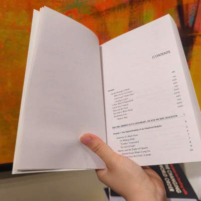 Sách - The Black Swan: The Impact of the Highly Improbable by Nassim Nicholas Taleb - Nonfiction / Economics