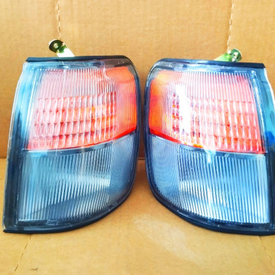 Bộ Đèn Xi Nhan Mitsubishi Pajero V31 V32 V33 V43 V46 (1998-2007)