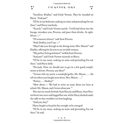 Harry Potter And The Chamber Of Secrets (Harry Potter và Phòng chứa bí mật) (English Book)