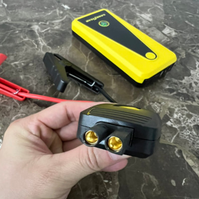 Bộ kích điện bình acquy ô tô, kích nô kiêm pin sạc dự phòng Goodyear GY-2626 - Dung lượng pin: 12000mAh - HÀNG NHẬP KHẨU