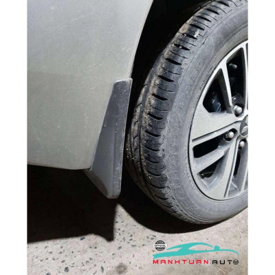 Chắn bùn xe Mitsubishi Xpander nhựa đen cao cấp