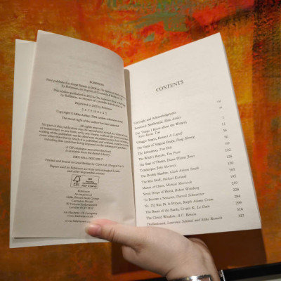 Sách -The Mammoth Book of Dark Magic by Mike Ashley - Fantasy /Short Stories /Anthologies in English