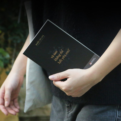 Và Sao Không Thể Hết Yêu Em?