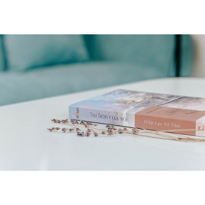 Sách - Nụ Hôn Của Sói - Diệp Lạc Vô Tâm - Đinh Tị Books