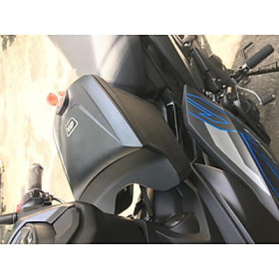 Thùng giữa Givi G10N kèm bát gắn cho xe Exciter 150, thùng giữa Exciter 150