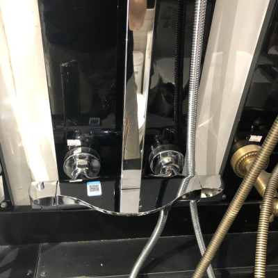 Sen cây tắm nhiệt độ GS6680B