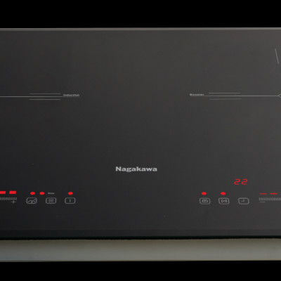 Combo Bếp Đôi Điện Từ Inverter Nagakawa NK2C01M Và Máy Hút Mùi Nagakawa NKCH05M70 Tích hợp công nghệ NaSYNC - Tự động đồng bộ điều khiển giữa bếp điện từ và hút mùi Điều khiển chuyển động Leap Motion và Touch Control bằng cách vẫy tay - Hàng Chính Hãng