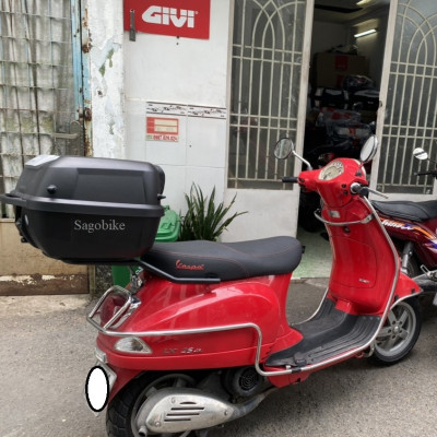 Baga Givi SR lắp cho xe Vespa LX 125/150, baga Vespa LX