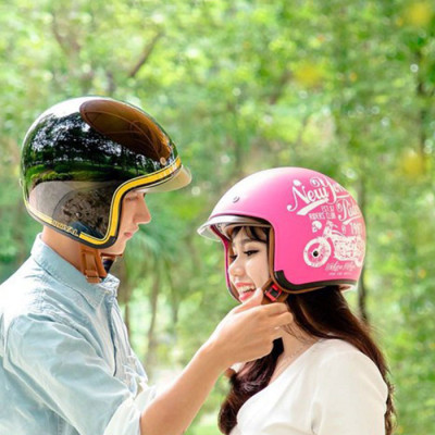 Nón bảo hiểm 3/4 ROYAL M139 có kính âm V10 ĐEN