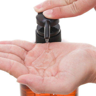 Dầu Gội Đầu Chiết Xuất Từ Dầu Ngựa Deve Cosme Station Horse Oil Shampoo (600 mL)