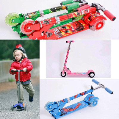 Xe trượt 3 bánh scooter bằng sắt cho bé, bánh xe phát sáng khi chạy
