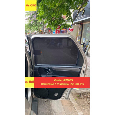 RÈM CHE NẮNG NAM CHÂM CHO XE FORD ESCAPE.
