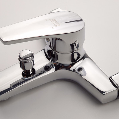 Củ sen nóng lạnh chân ngoài Đồng mạ Chrome Eurolife EL-3001 New (Trắng bạc)