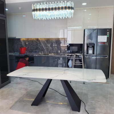 Bàn ăn cao cấp Tundo mặt đá chân A sang trọng