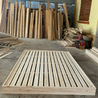 Giường ngủ gỗ CT11 Juno Sofa màu vàng nhạt 