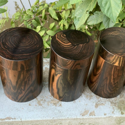 Hộp đựng trà ,chè bằng gỗ mun hoa cực đẹp kt cao 20×11cm