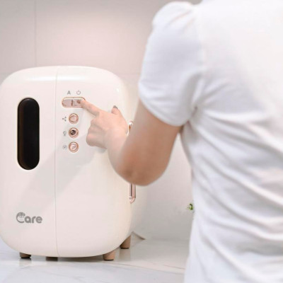 Máy tiệt trùng UV Lilcare công suất 180W, điện áp 220-240V, 50-60Hz, chất liệu nhựa PP và thép không rỉ, dung tích 16L - Hàng chính hãng