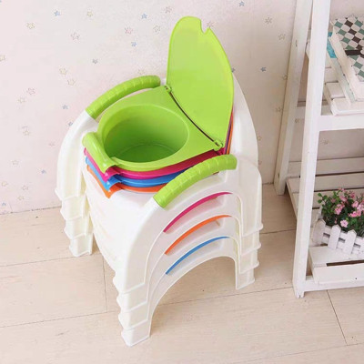 ✅ Bô ghế vệ sinh cho bé - Bô ghế Thiết kế: 4 chân vững chắc, tựa lưng chống gù, tay vịn chắc chắn, giúp bé ngồi vệ sinh đúng tư thế và thoải mái hơn