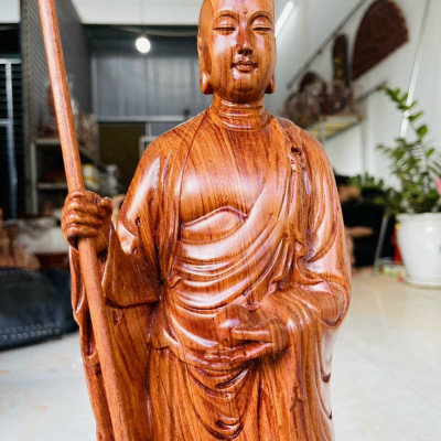 Tượng tôn giả mục kiền liên bồ tát bằng gỗ hương đá kt cao 50×16×15cm