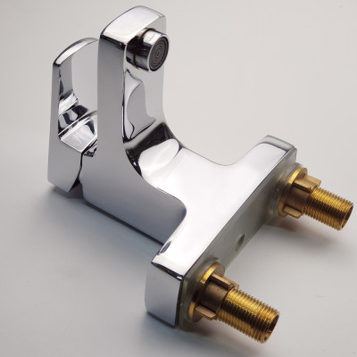 Vòi Lavabo nóng lạnh 2 chân Đồng mạ Chrome Eurolife EL-DAISY 03 (Trắng bạc)