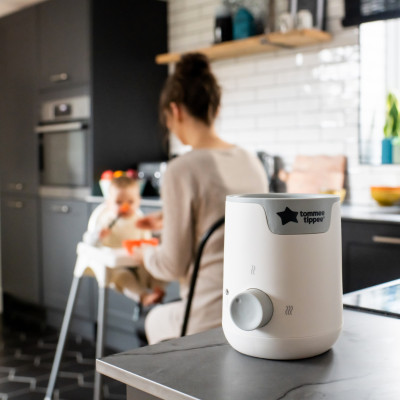 Máy hâm sữa và thức ăn cho bé Tommee Tippee Easi-Warm