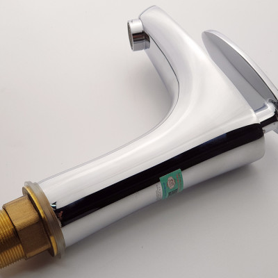 Vòi Lavabo nóng lạnh Đồng mạ Chrome Eurolife EL-CAM02 (Trắng bạc)