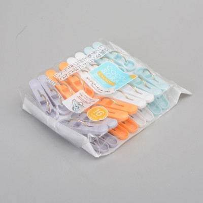 Combo 01 Set 05 chiếc móc nhựa treo quần áo Kokubo +01 Bộ 16 chiếc kẹp phơi quần áo Cocosora Kokubo