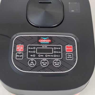Nồi cơm điện tử Ladomax 7218 - Dung tích 1.8L, 700W - Lòng niêu men chống dính cao cấp-hàng chính hãng