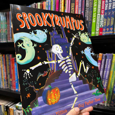 Sách - Spookyrumpus by Tony Mitton - Sách ngoại văn, sách thiếu nhi tiếng Anh, bìa mềm, nhập khẩu UK