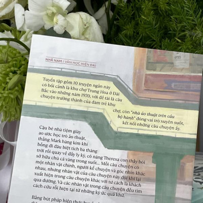 Sách - Nhà ảo thuật trên cầu bộ hành (Nhã Nam HCM)