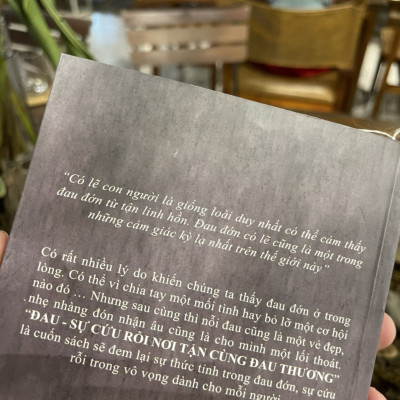 ĐAU - Sự Cứu Rỗi Nơi Tận Cùng Đau Thương - Tôn Tần – Từ Bích Diệp dịch -  AZ Việt Nam - NXB  Bản Thanh Niên