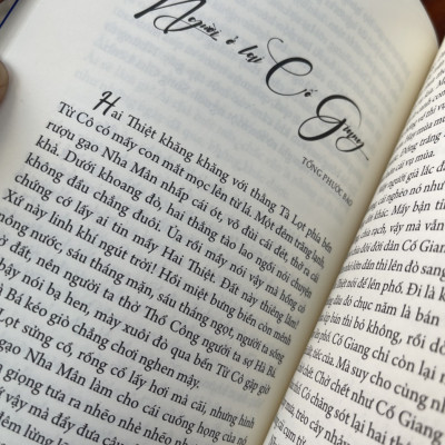 TRUYỆN NGẮN HAY 2022 – Nhiều tác giả  – NXB Văn Học - bìa mềm