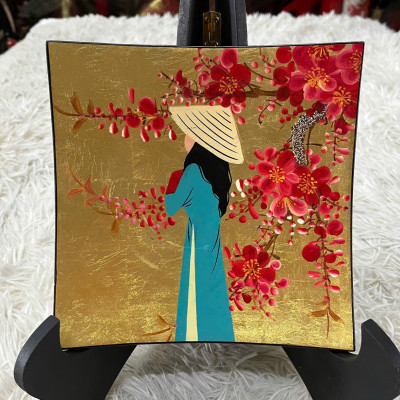 Dĩa sơn mài cao cấp Thanh Bình Lê họa tiết hoa đào, cô gái đào