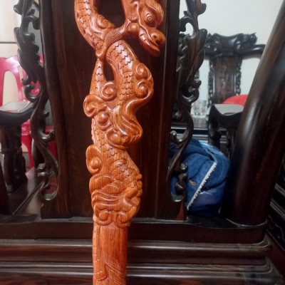 GẬY BATONG DÀNH CHO NGƯỜI GIÀ BẰNG GỖ HƯƠNG ĐÁ KT 90×13,5×4CM