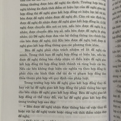 Pháp luật về hợp đồng trong thương mại và đầu tư