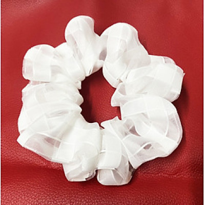 Cột tóc scrunchies cánh lớn mẫu mới sang trọng - mẫu caro trắng