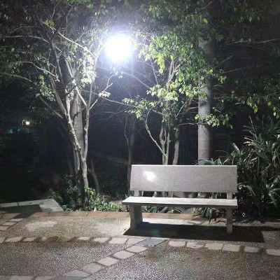 Bóng đèn Led  150W , bóng đèn tích điện độ sáng cao tiết kiệm năng lượng  có móc treo , với 3 chế độ sáng tùy chỉnh , kèm dây sạc USB 5V phù hợp khi cúp điện , đi đã ngoại , câu cá , chợ đêm , buôn bán , vỉa hè ,sử dụng cả trời mưa , nắng tiện lợi 