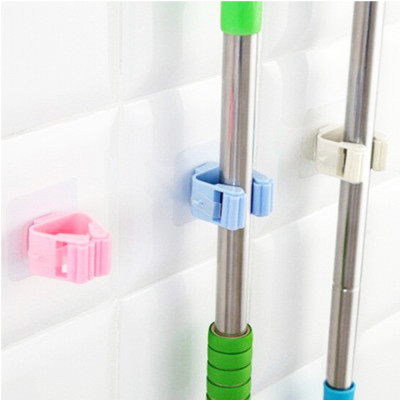 Kẹp Dính Tường Treo Chổi - Cây Lau Nhà, Luôn Gọn Gàng, Sử Dụng, Kẹp Có Miếng Dán Siêu Chắc, Khô Ráo. TakyHome 4028